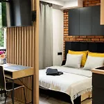 Bedthoven Lofts You! Self Check-in & Parking Apartament