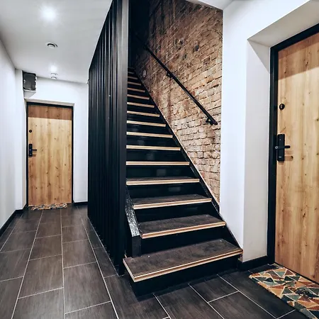 Bedthoven Lofts You! Self Check-in & Parking Apartment Tychy