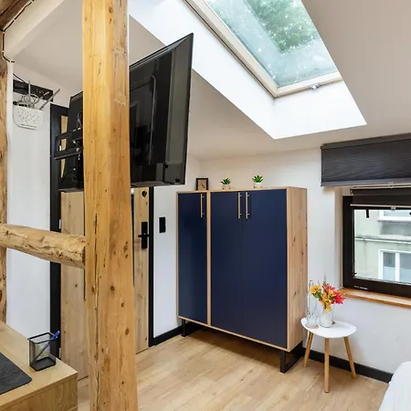 Bedthoven Lofts You! Self Check-in & Parking Tychy