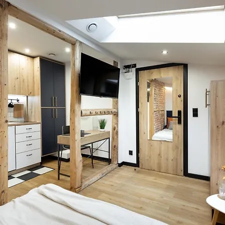 Bedthoven Lofts You! Self Check-in & Parking Apartment