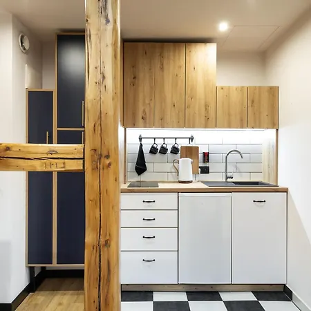Bedthoven Lofts You! Self Check-in & Parking Tychy