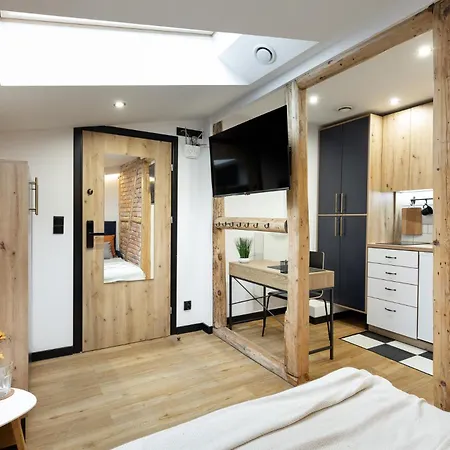 Bedthoven Lofts You! Self Check-in & Parking Апартаменты