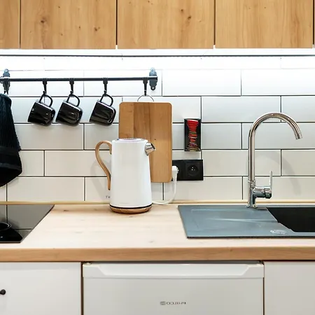 Bedthoven Lofts You! Self Check-in & Parking Apartment Tychy