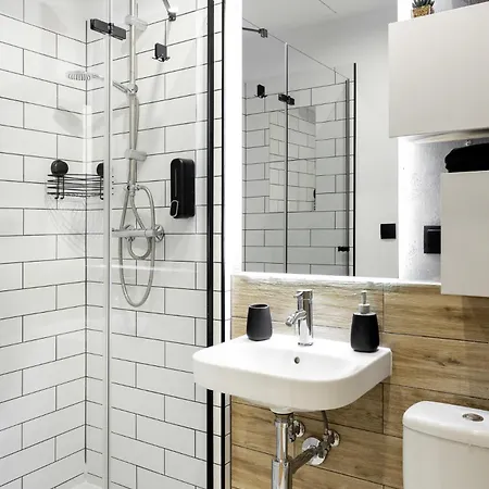 Bedthoven Lofts You! Self Check-in & Parking * Tychy