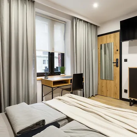 Bedthoven Lofts You! Self Check-in & Parking Tychy