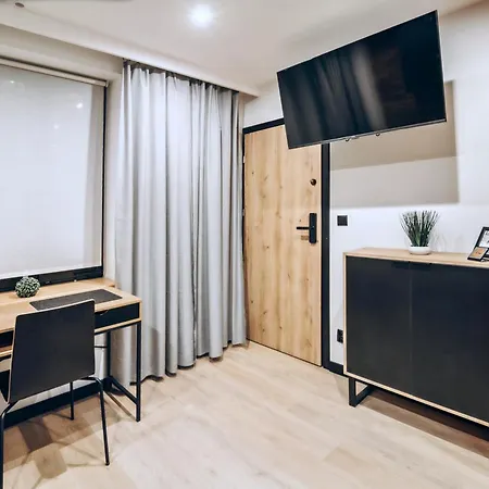 Bedthoven Lofts You! Self Check-in & Parking Апартаменты *