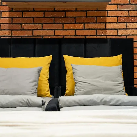 Bedthoven Lofts You! Self Check-in & Parking Διαμέρισμα Tychy