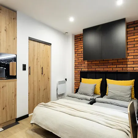 Bedthoven Lofts You! Self Check-in & Parking * Tychy