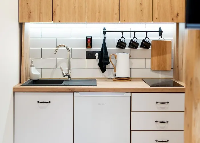 Bedthoven Lofts You! Self Check-in & Parking Tychy