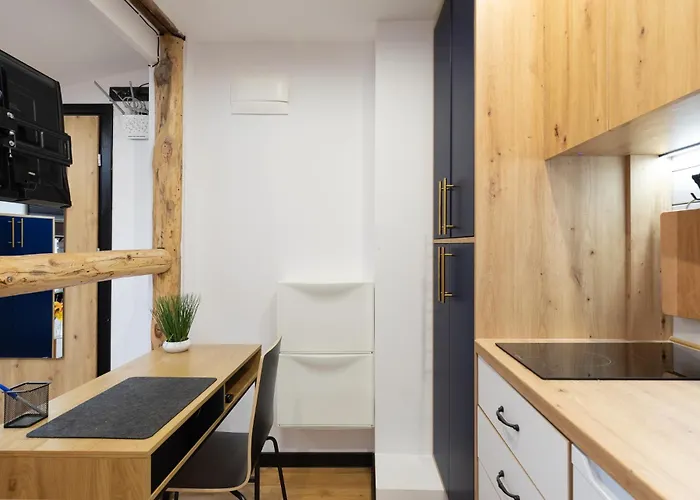 Bedthoven Lofts You! Self Check-in & Parking *