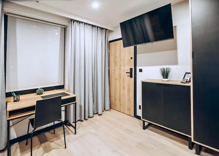 Bedthoven Lofts You! Self Check-in & Parking Апартаменты *