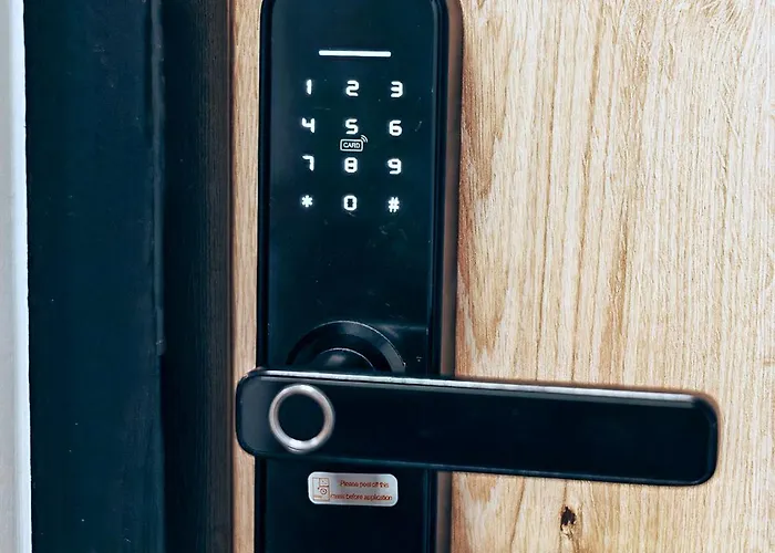 Bedthoven Lofts You! Self Check-in & Parking Апартаменты *