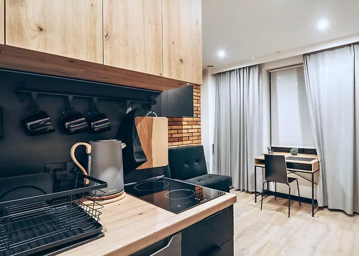 Апартаменты Bedthoven Lofts You! Self Check-in & Parking Тыхы